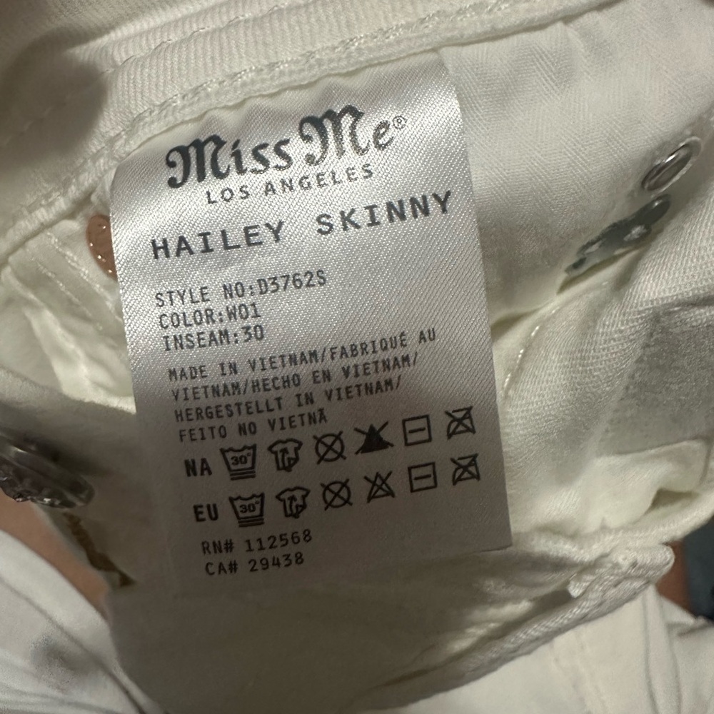 Miss Me White Straight Leg Jeans with Embellishments women size 25 - Picture 6 of 10